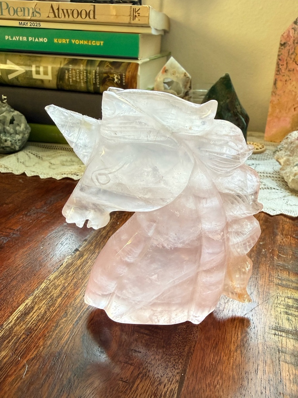 ✨ Crystal Unicorn Head Sculpture - Rose Quartz